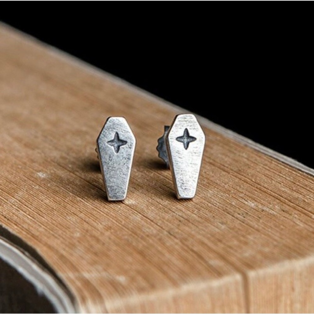 Single Accent 925 Sterling Silver Creative Retro Death Cross Coffin Stud Earring - Picture 2 of 6